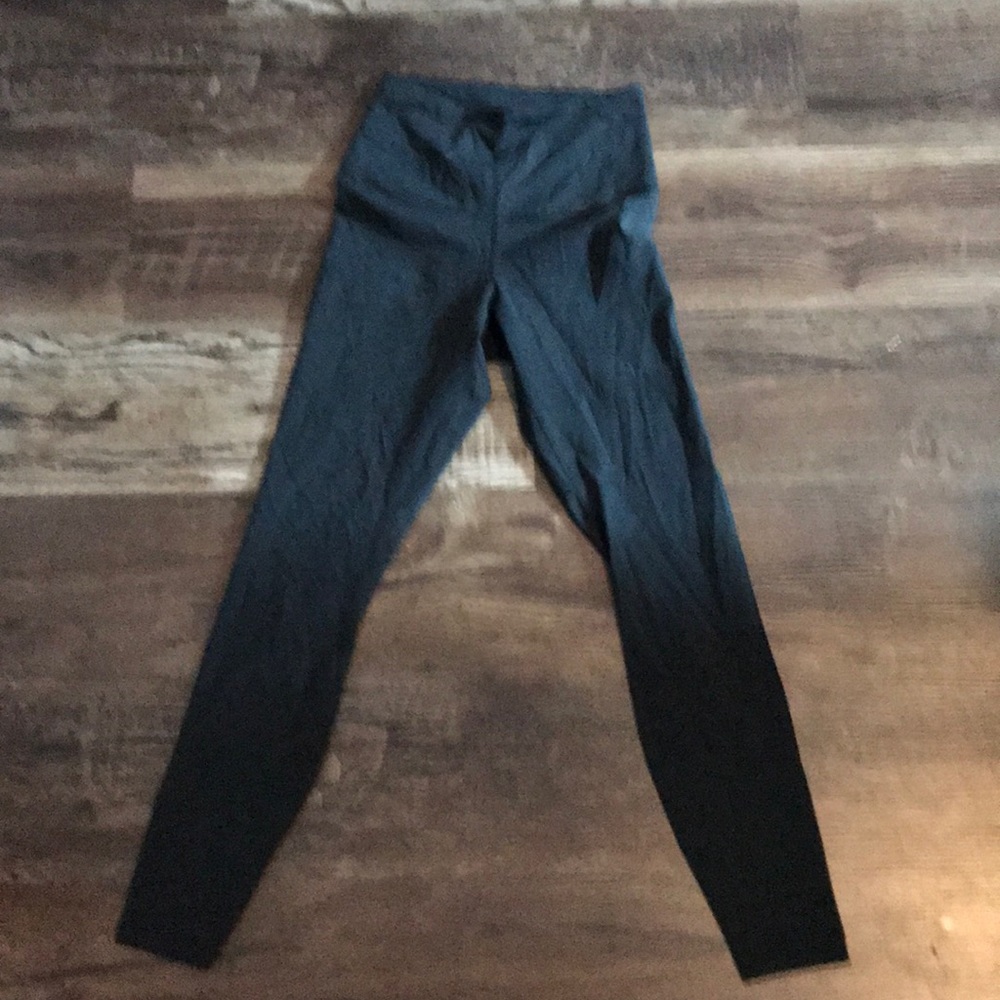 Athletic leggings
